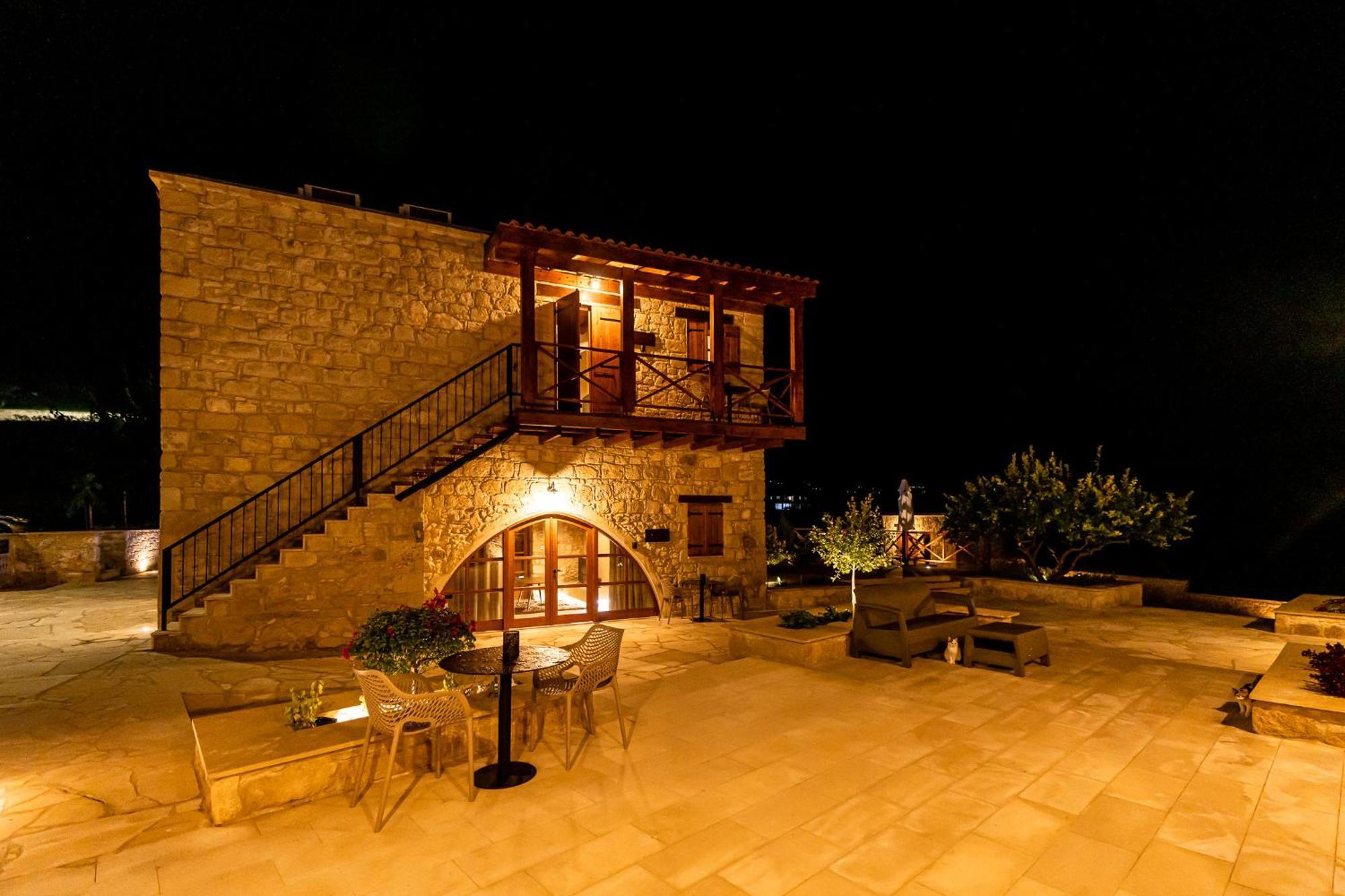 Harma Traditional Boutique Suites Paphos Exterior photo