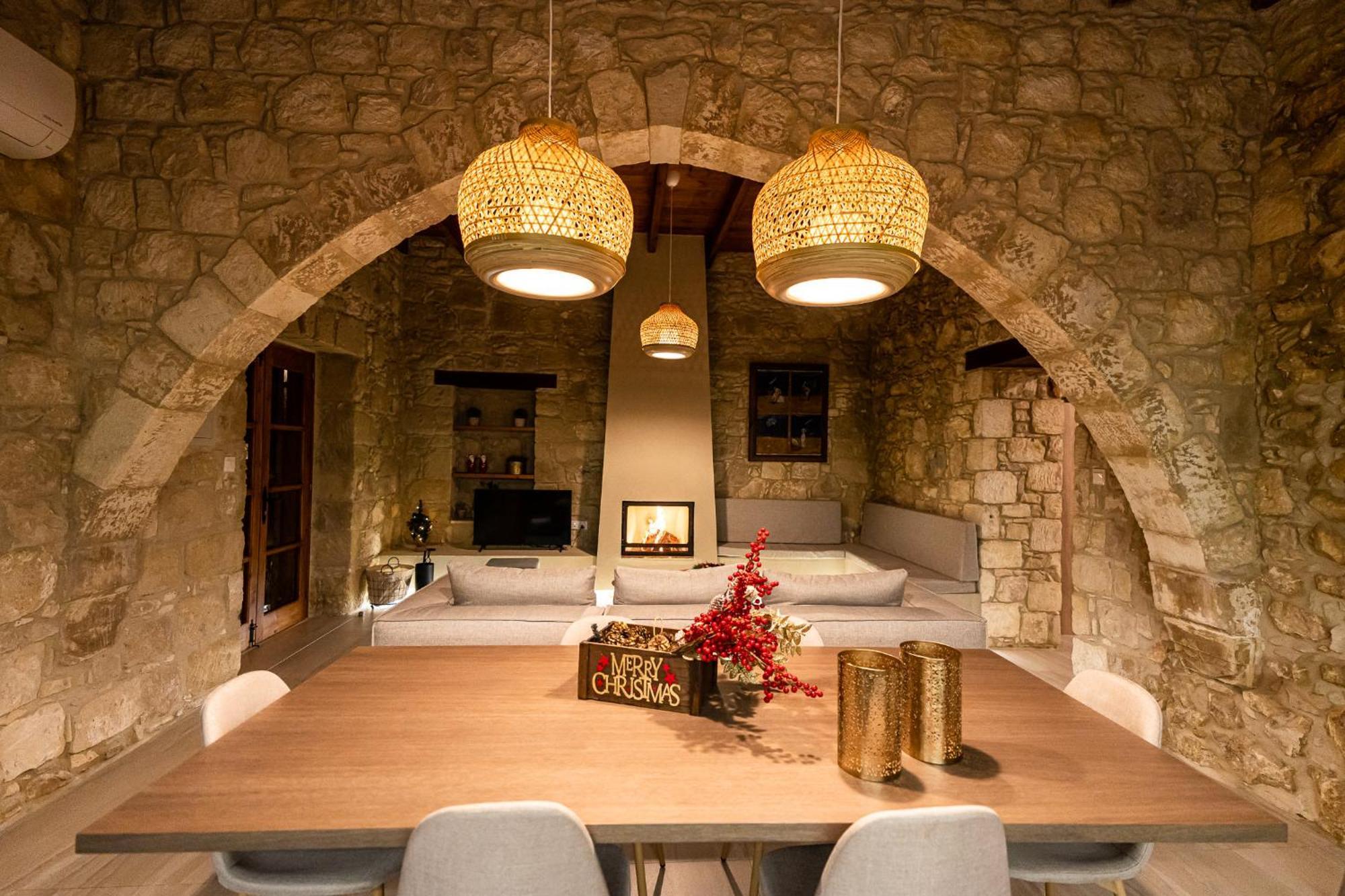 Harma Traditional Boutique Suites Paphos Exterior photo