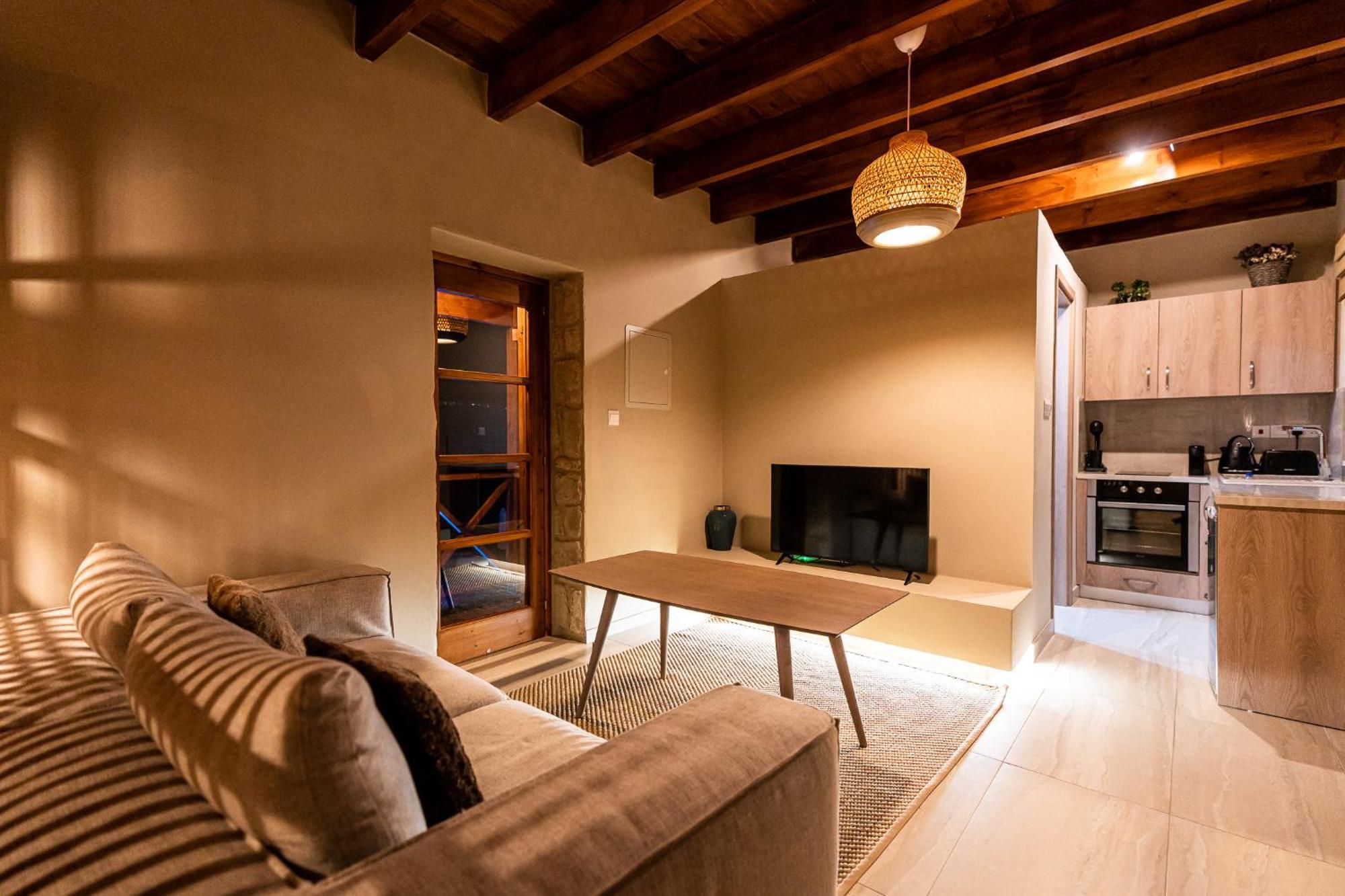 Harma Traditional Boutique Suites Paphos Exterior photo